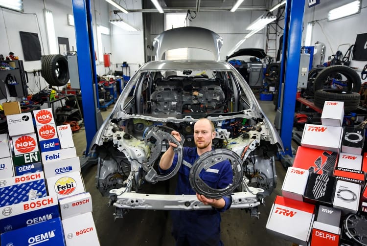 The Aftermarket Parts Clause: OEM vs. Aftermarket Repairs