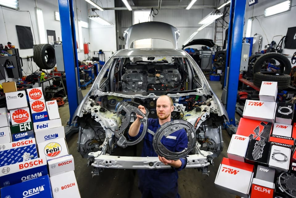 The Aftermarket Parts Clause: OEM vs. Aftermarket Repairs